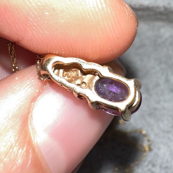 10K XL Dainty Gold Chain & P10K Amethyst and Diamond Pendant - Picture 4 of 5
